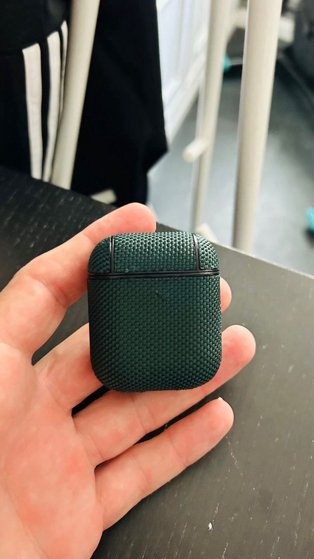 Funda AirPods Apple (2ª Gen)