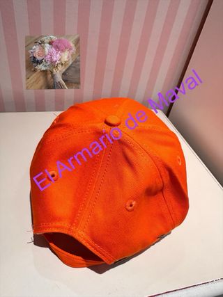 Gorra naranja 