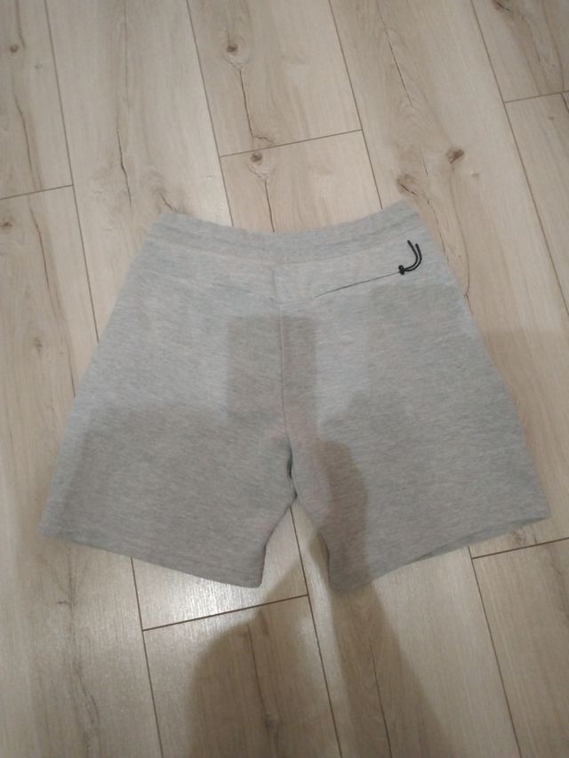 Shorts Bershka Gris XS - Hombre