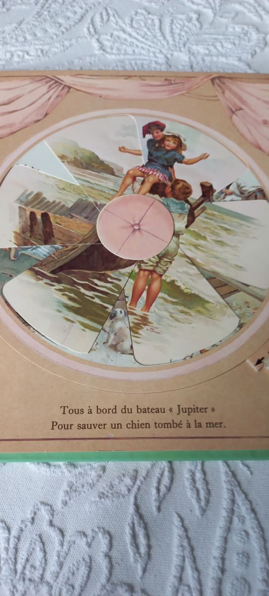 Cuento libro troquelado