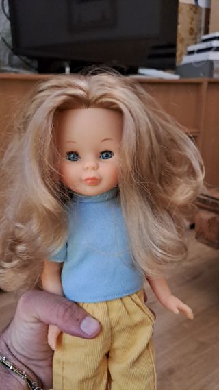 Muñeca Nancy Rubia Famosa