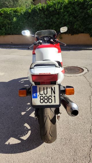 Honda CBR 600 F - Moto