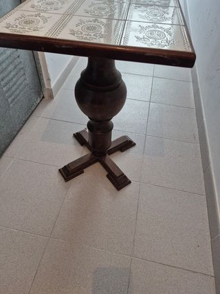 Mesa auxiliar vintage | cerámica y madera