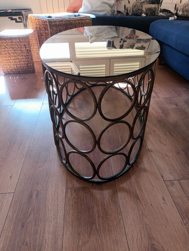 Mesa baja vintage - ovalada dorada