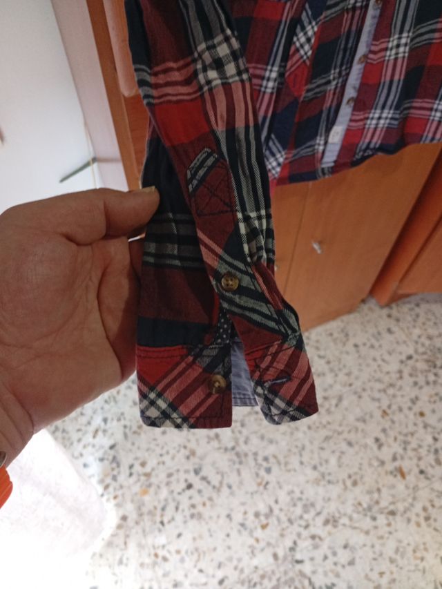 Camisa Bershka cuadros niño 4-5 años