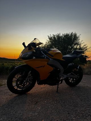 Aprilia RS4 125 Replica 2012