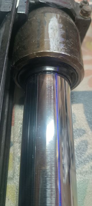 Horquilla invertida showa derbi senda 