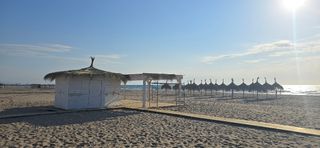Sombrillas playa - Pérgolas de madera
