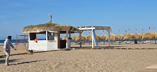 Sombrillas playa - Pérgolas de madera