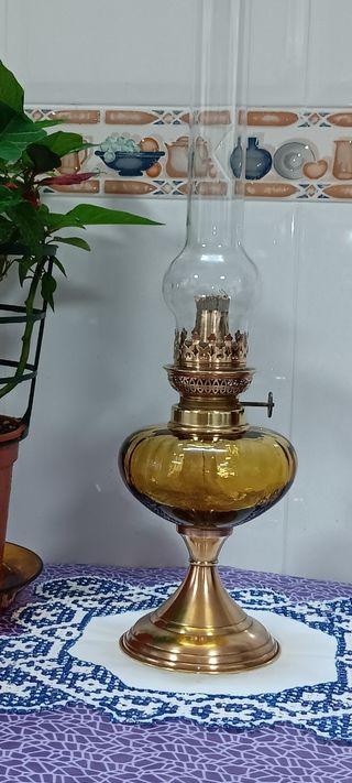 Quinqué bronce y cristal antiguo