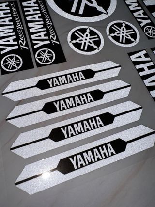 PACK PEGATINAS CARENADO MOTO YAMAHA R1 R3 R6 MT09