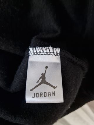 Sudadera Jordan negra c/ capucha