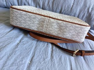 Bolso bandolera Michael Kors beige