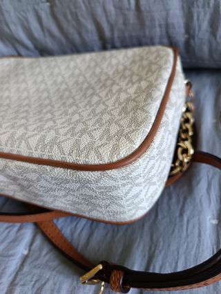 Bolso bandolera Michael Kors beige