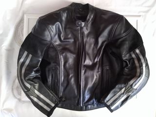 54 Yamaha piel chaqueta moto