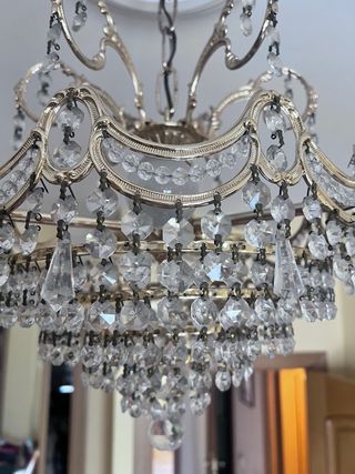 Lámpara techo lágrimas de cristal dorada