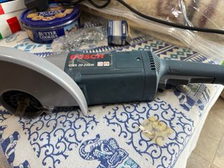 Radial Bosch GWS 20-230 H