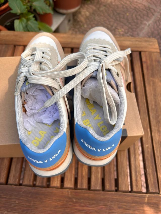 Zapatillas Bimba y Lola beige/rosa