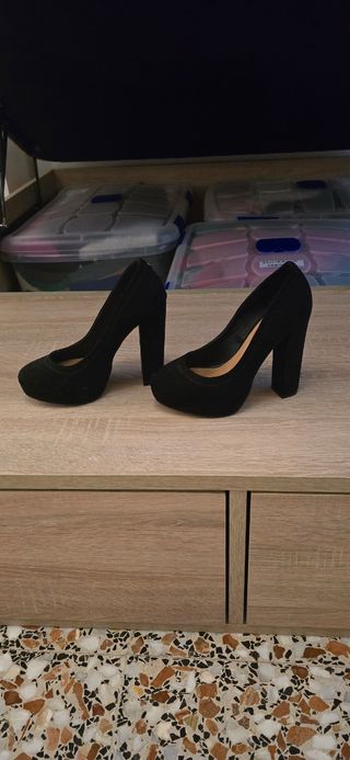 Tacones rojos verano Tacones negros 36,37,5€