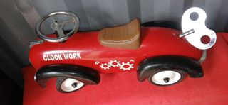 Correpasillos Clásico Rojo