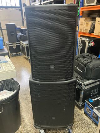JBL Altavoces - Sonido Profesional
