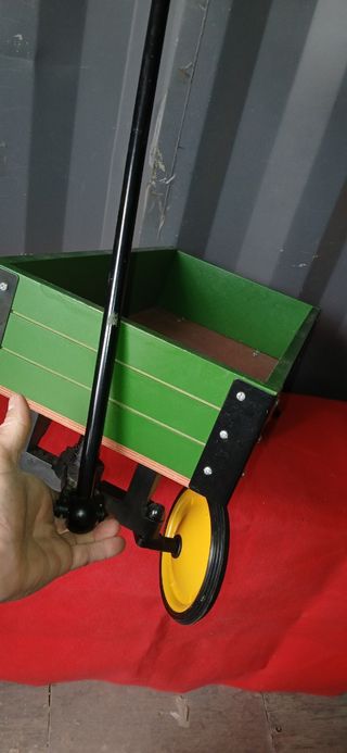 Carrito de madera para niñ@s