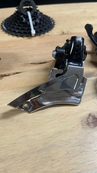 Grupo Shimano Alivio 2x9V