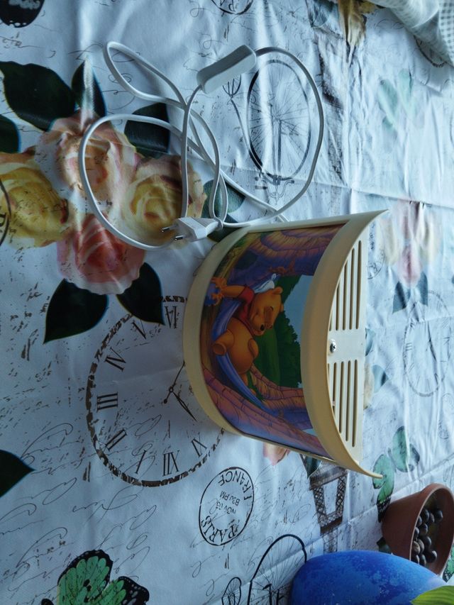 LÁMPARA DE MESA INFANTIL DE WINNIE DE POOH