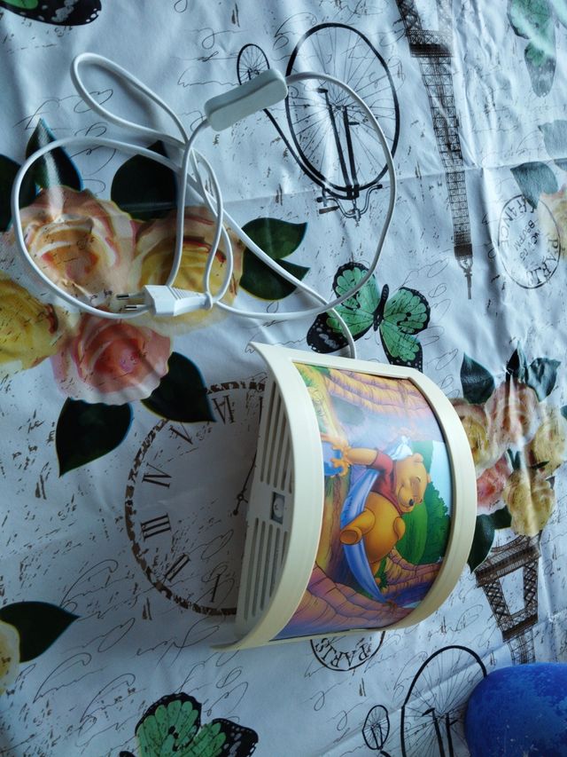 LÁMPARA DE MESA INFANTIL DE WINNIE DE POOH