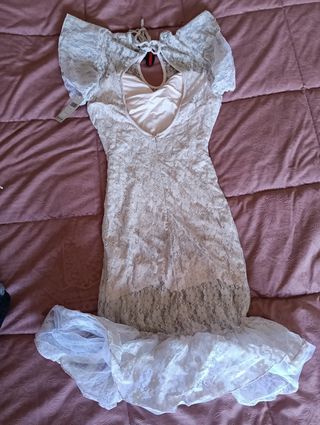 Vestido con encaje