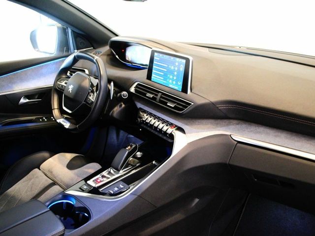 Peugeot 3008 225 e-EAT8 GT