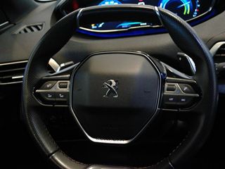 Peugeot 3008 225 e-EAT8 GT