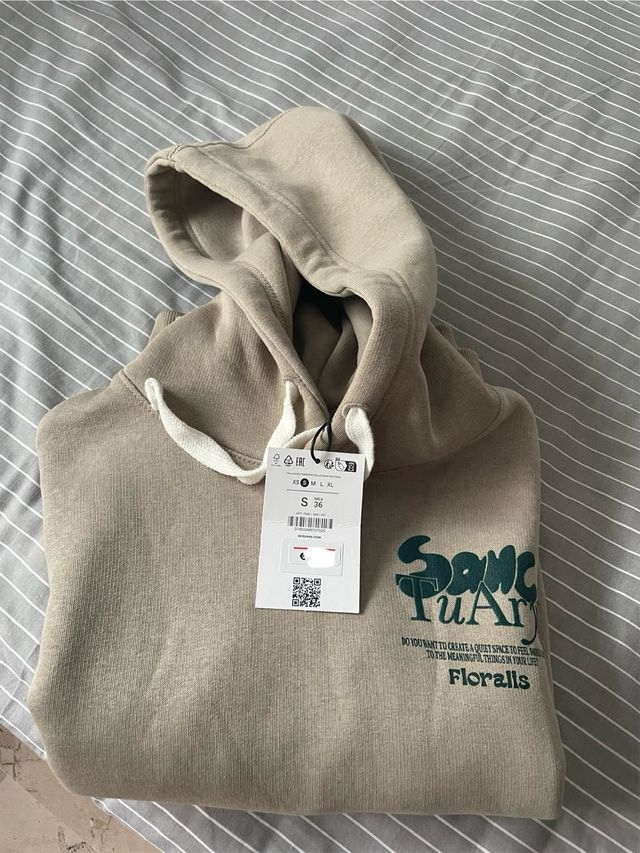 Sudadera Bershka verde beige talla S