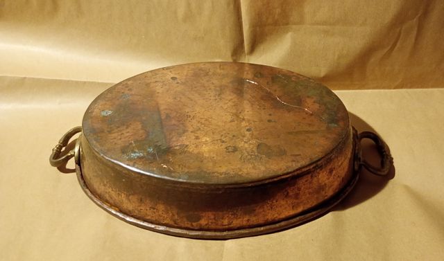 Tegame antico in rame