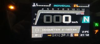 Se vende Aprilia rs660 o se cambia por moto trail