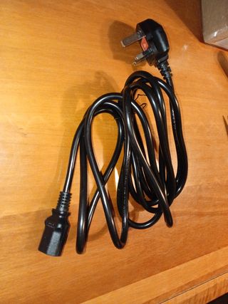 "Cavo alimentazione per computer "