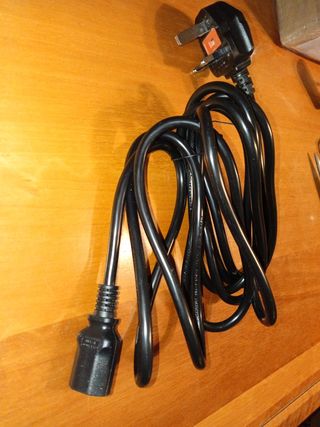 "Cavo alimentazione per computer "