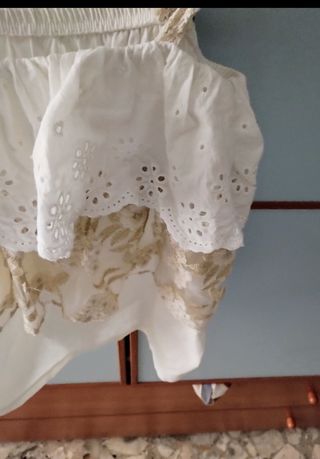 Top pizzo bianco e oro