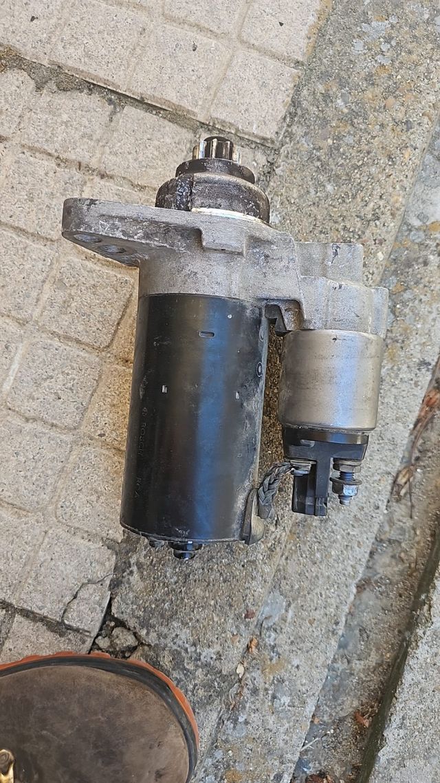 Motor Arranque 02Z911023F usado