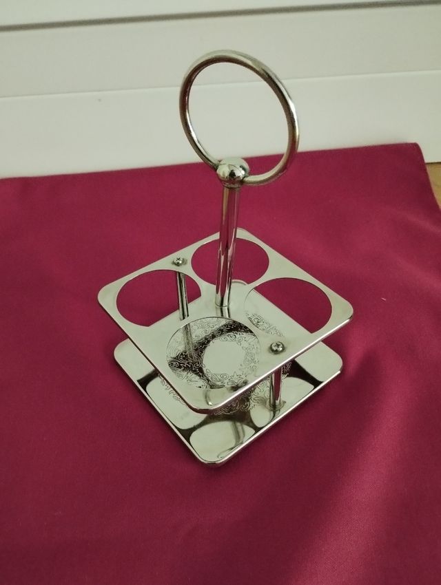 Juego de vinagreras con soporte plateado