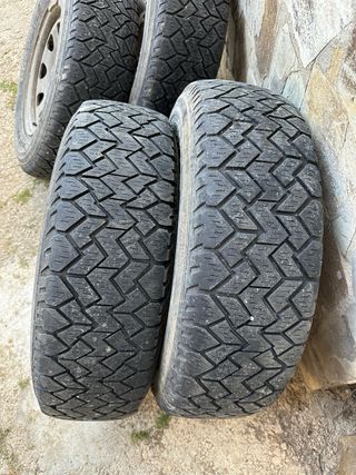 4 Llantas Nissan Patrol + Neumáticos