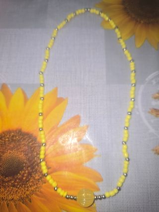 Collar artesanal - Amarillo y Rosa azul,fucsia