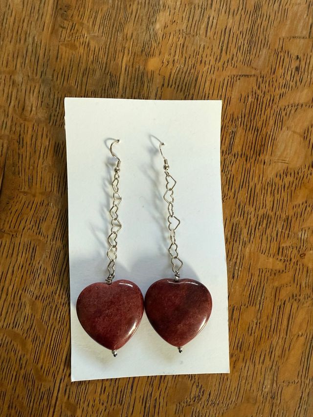 Orecchini cuore pietra rossa argento