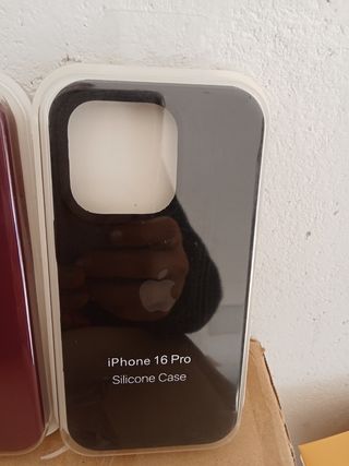 Fundas iPhone 16 Pro Silicone
