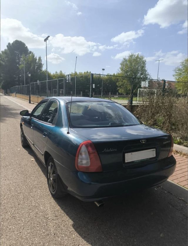 CAMBIO O VENTA Daewoo Nubira 1998
