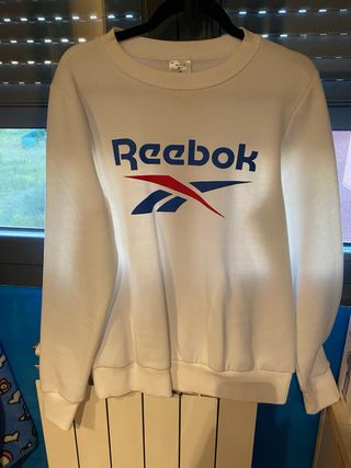 Sudadera Reebok blanca . Talla S
