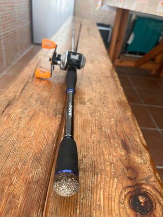 Caña Hart Toro Blues C73H + Carrete Abu Garcia