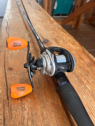 Caña Hart Toro Blues C73H + Carrete Abu Garcia