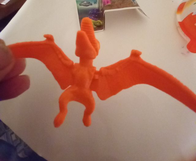 Dinosauro Kinder Joy Jurassic World