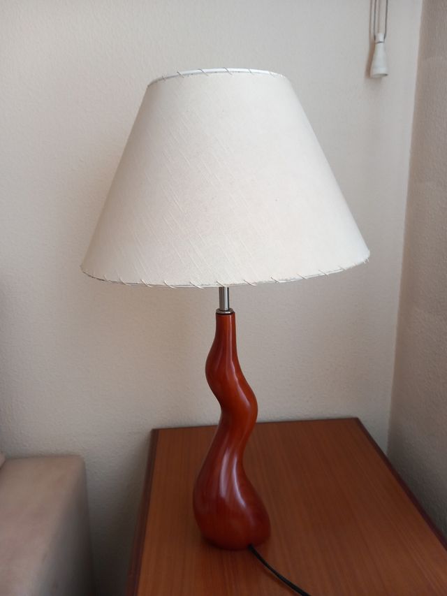 Lámpara sobremesa madera - beige